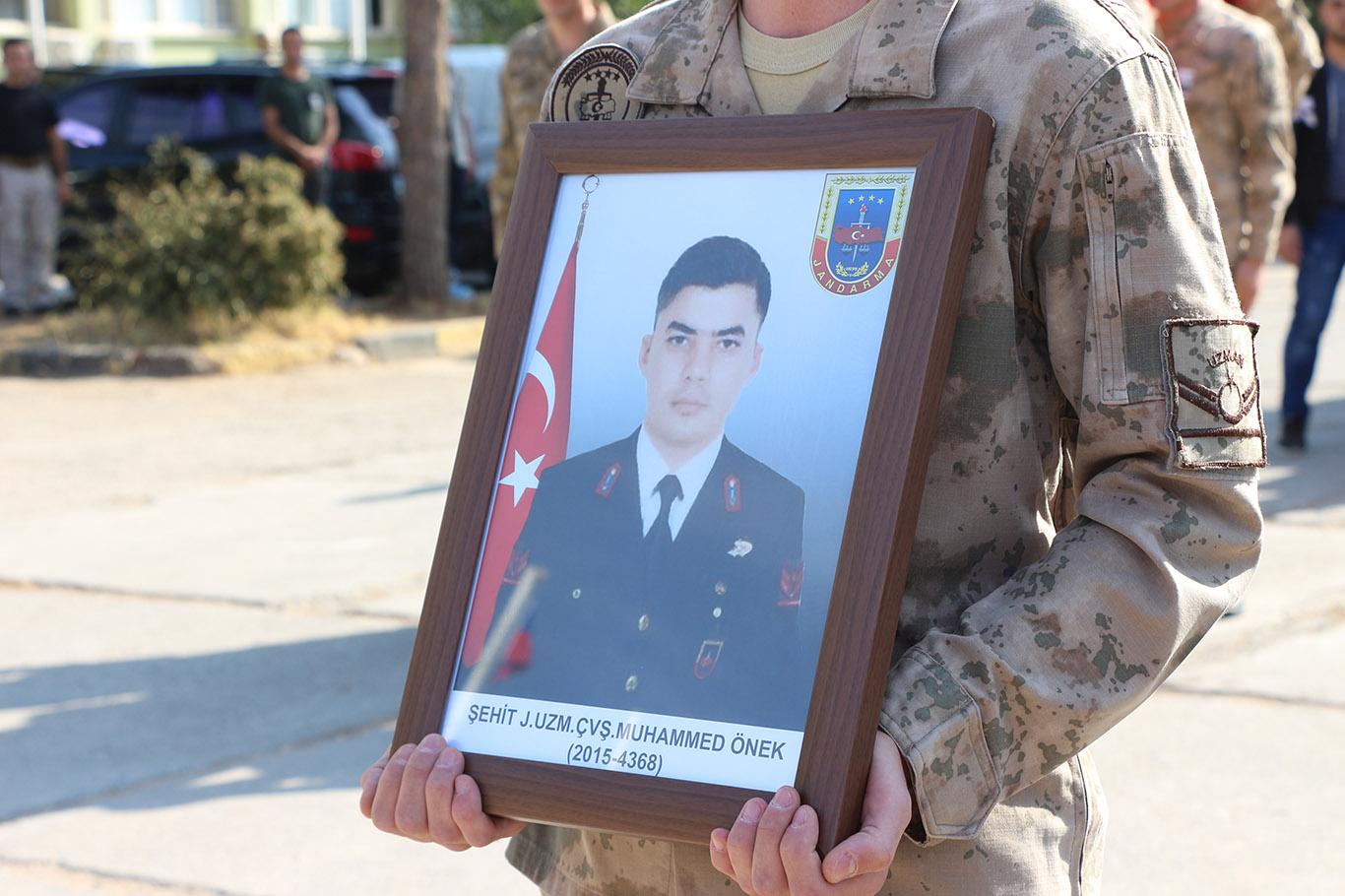 Hayatını kaybeden asker için tören düzenlendi